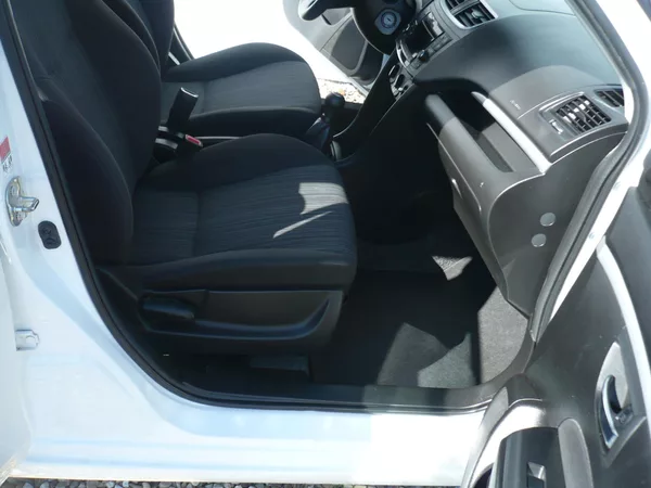Suzuki Swift 1.2i 69Kw Klimatizace - foto 14