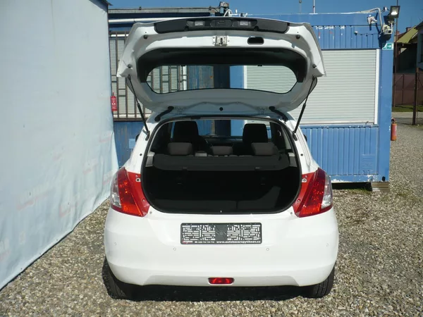 Suzuki Swift 1.2i 69Kw Klimatizace - foto 17