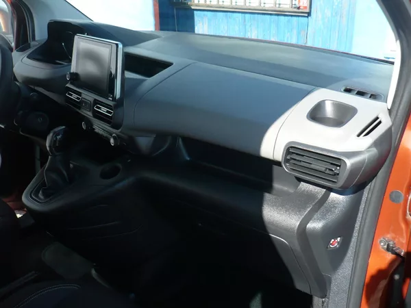 Peugeot Rifter 1.5HDI 75Kw 7Míst Klima - foto 15