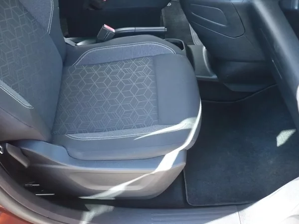 Peugeot Rifter 1.5HDI 75Kw 7Míst Klima - foto 16