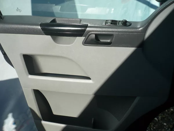 Volkswagen Transporter 2.0TDI DPH 3/9Míst Osobní - foto 24