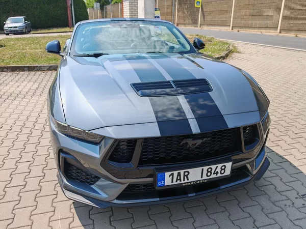 Ford Mustang 5.0 GT Cabrio zár. 5 Let - foto 2