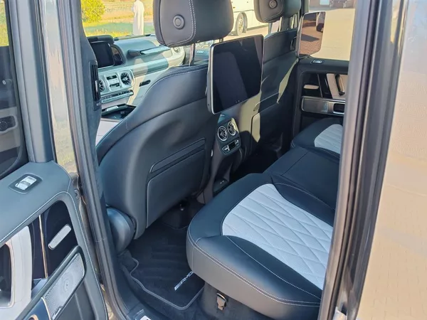 Mercedes-Benz Třídy G G 450d 4M AMG Manufaktur - foto 12