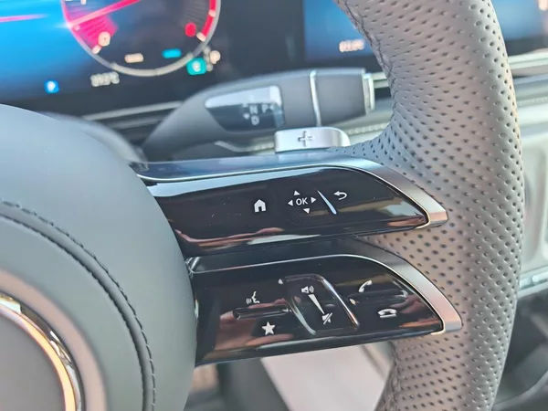 Mercedes-Benz Třídy G G 450d 4M AMG Manufaktur - foto 27