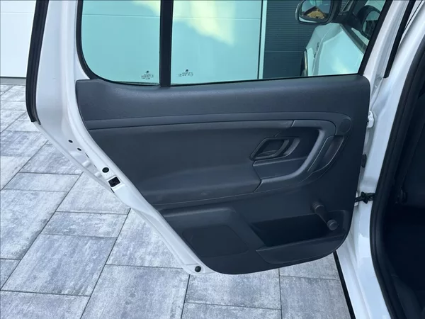 Škoda Fabia 1,2 TSI 105PS Monte Carlo - foto 15