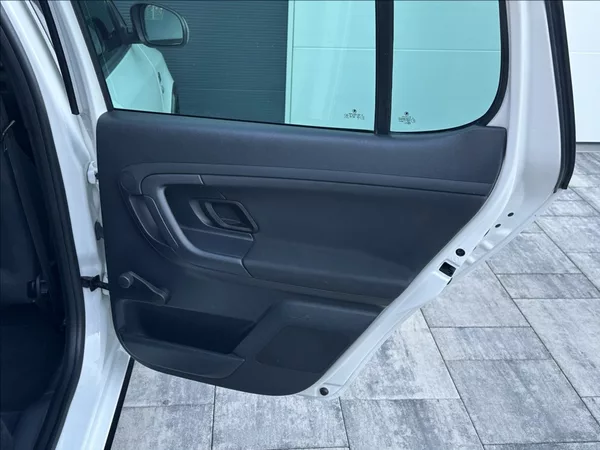 Škoda Fabia 1,2 TSI 105PS Monte Carlo - foto 21