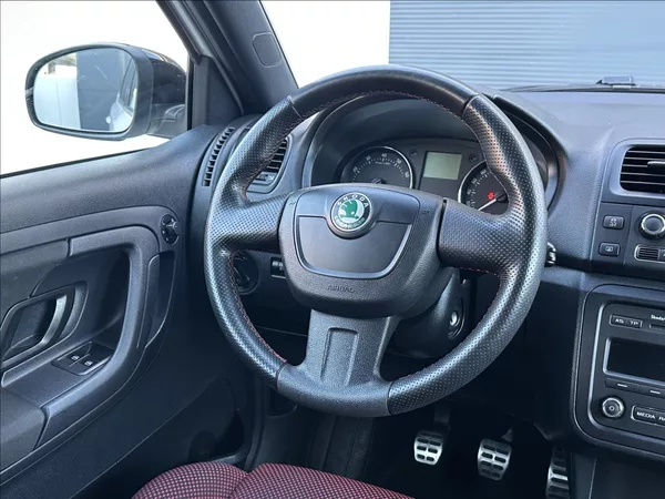 Škoda Fabia 1,2 TSI 105PS Monte Carlo - foto 22