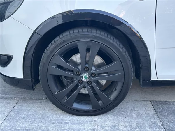 Škoda Fabia 1,2 TSI 105PS Monte Carlo - foto 38