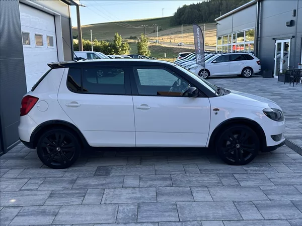 Škoda Fabia 1,2 TSI 105PS Monte Carlo - foto 6