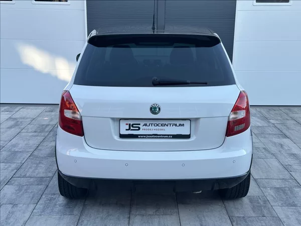 Škoda Fabia 1,2 TSI 105PS Monte Carlo - foto 8