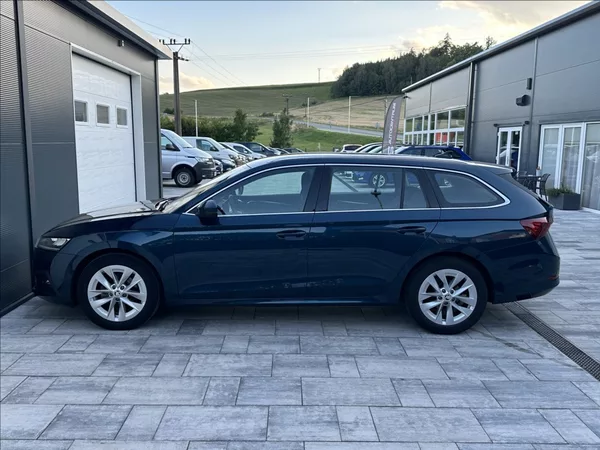 Škoda Octavia 1,5 TSI 150PS Style M/T - foto 11