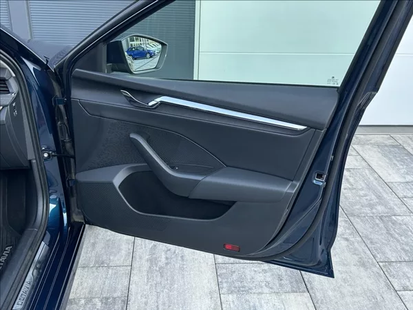 Škoda Octavia 1,5 TSI 150PS Style M/T - foto 18