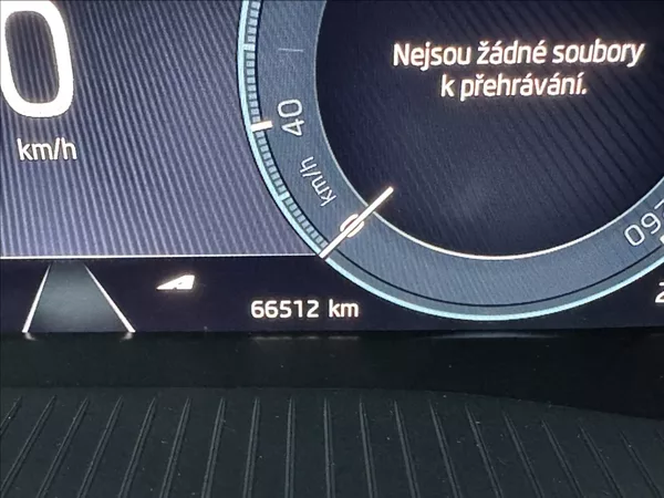 Škoda Octavia 1,5 TSI 150PS Style M/T - foto 44