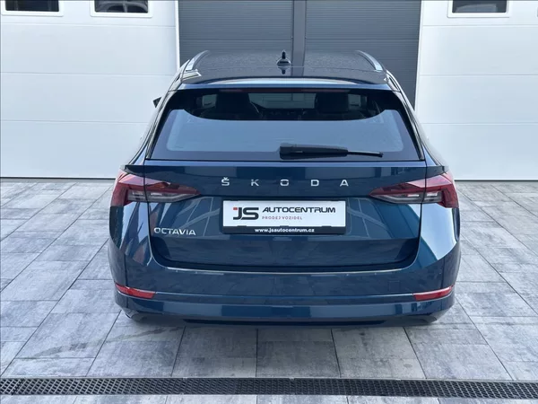 Škoda Octavia 1,5 TSI 150PS Style M/T - foto 8