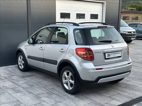 Suzuki SX4 1,9 DDiS 120PS Outdoor Line 4 - foto 10