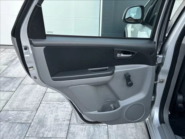 Suzuki SX4 1,9 DDiS 120PS Outdoor Line 4 - foto 15