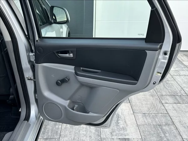 Suzuki SX4 1,9 DDiS 120PS Outdoor Line 4 - foto 21