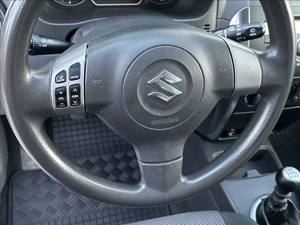 Suzuki SX4 1,9 DDiS 120PS Outdoor Line 4 - foto 31