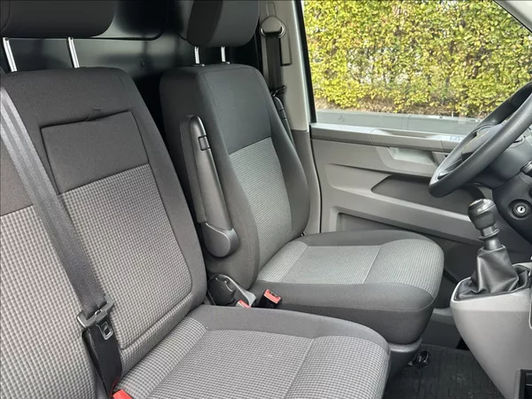 Volkswagen Transporter 2,0 TDI 150PS L1H1 Van - foto 16