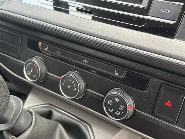 Volkswagen Transporter 2,0 TDI 150PS L1H1 Van - foto 22