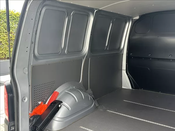 Volkswagen Transporter 2,0 TDI 150PS L1H1 Van - foto 41