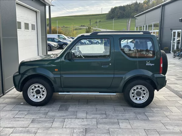Suzuki Jimny 1,3 86PS Club Ranger 4x4 - foto 11