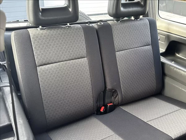 Suzuki Jimny 1,3 86PS Club Ranger 4x4 - foto 19