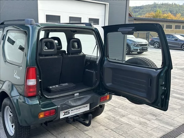 Suzuki Jimny 1,3 86PS Club Ranger 4x4 - foto 31