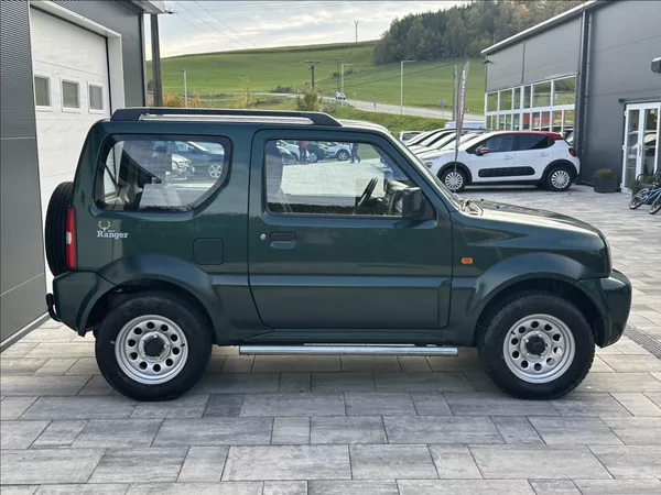 Suzuki Jimny 1,3 86PS Club Ranger 4x4 - foto 6