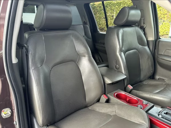 Nissan Pathfinder 3,0 DCI 231PS LE Executive 4x - foto 18
