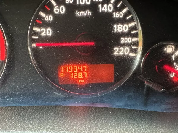 Nissan Pathfinder 3,0 DCI 231PS LE Executive 4x - foto 40
