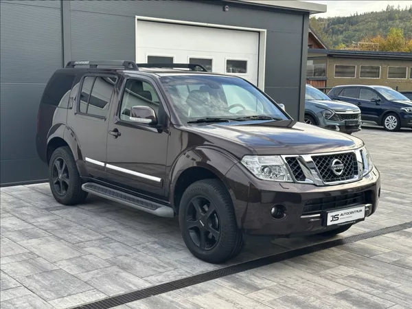 Nissan Pathfinder 3,0 DCI 231PS LE Executive 4x - foto 5