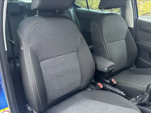 Škoda Fabia 1,0 MPI 75PS Soleil - foto 17