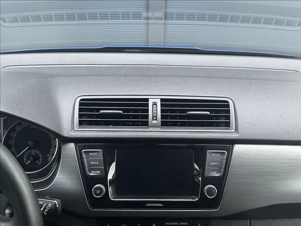 Škoda Fabia 1,0 MPI 75PS Soleil - foto 24