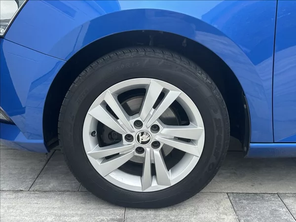 Škoda Fabia 1,0 MPI 75PS Soleil - foto 43