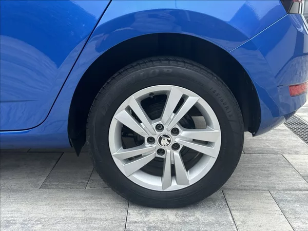 Škoda Fabia 1,0 MPI 75PS Soleil - foto 44