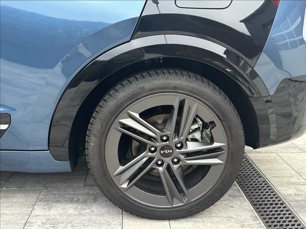 Kia Niro 1,6 GDI PHEV 184PS Spirit A/T - foto 46