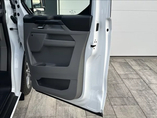 Ford Tourneo Custom 2,0 170PS L2 Titanium X A/T 4 - foto 19