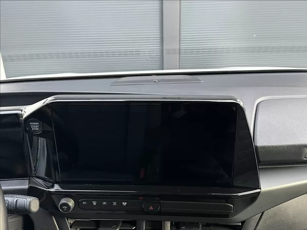 Ford Tourneo Custom 2,0 170PS L2 Titanium X A/T 4 - foto 26