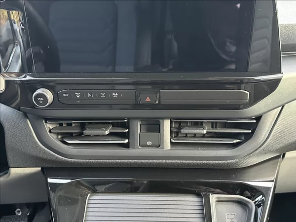 Ford Tourneo Custom 2,0 170PS L2 Titanium X A/T 4 - foto 28