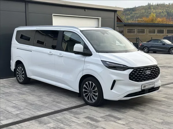 Ford Tourneo Custom 2,0 170PS L2 Titanium X A/T 4 - foto 5
