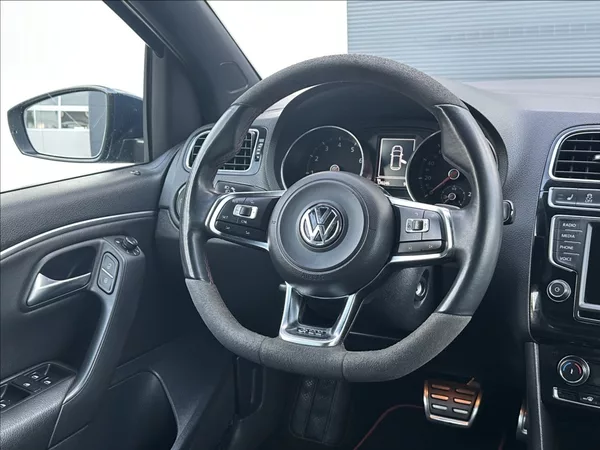 Volkswagen Polo 1,8 TSI 192PS GTI DSG - foto 22