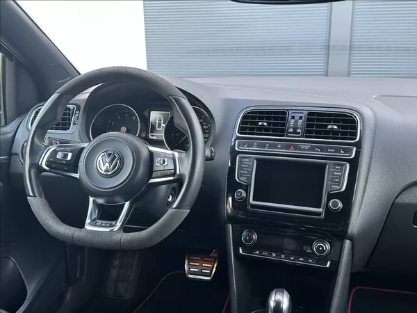 Volkswagen Polo 1,8 TSI 192PS GTI DSG - foto 23