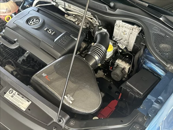 Volkswagen Polo 1,8 TSI 192PS GTI DSG - foto 44