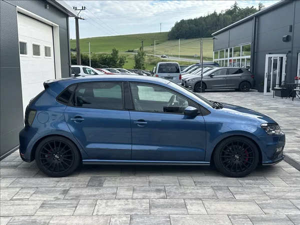 Volkswagen Polo 1,8 TSI 192PS GTI DSG - foto 6