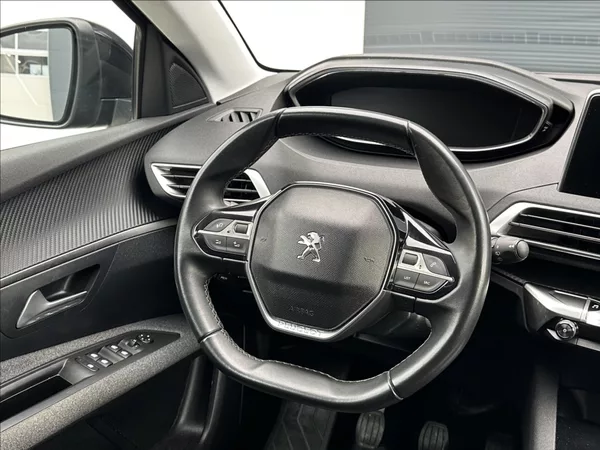 Peugeot 3008 1,5 BlueHDI 130PS Active - foto 22