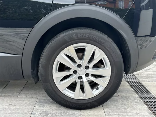 Peugeot 3008 1,5 BlueHDI 130PS Active - foto 45