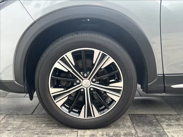 Mitsubishi Eclipse Cross 2,2 DI-D 148PS Spirit+ A/T 4x - foto 45