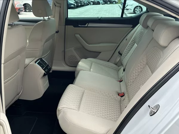 Škoda Superb 1,4 TSI 150PS Style Plus 4x4 - foto 14