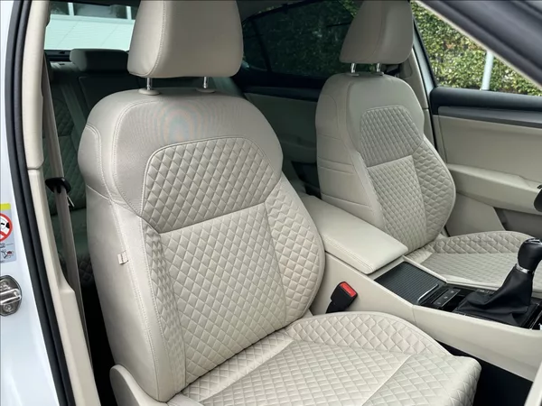 Škoda Superb 1,4 TSI 150PS Style Plus 4x4 - foto 17